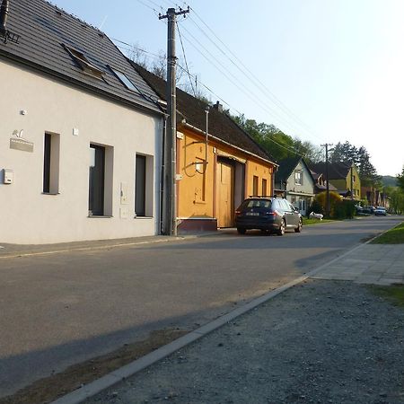 Pod Kralicim Vrchem Apartment Milovice  Exterior foto