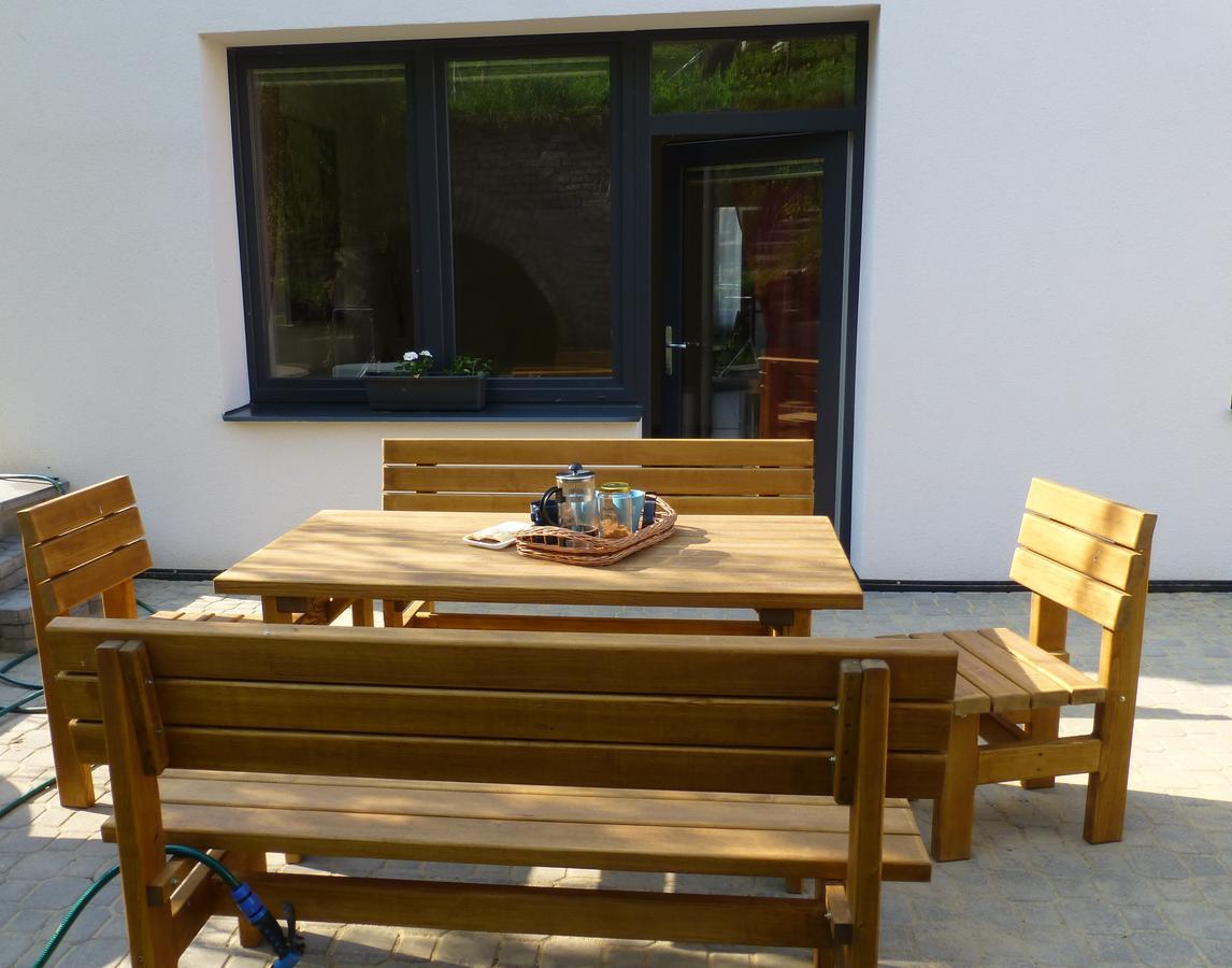 Pod Kralicim Vrchem Apartment Milovice  Exterior foto